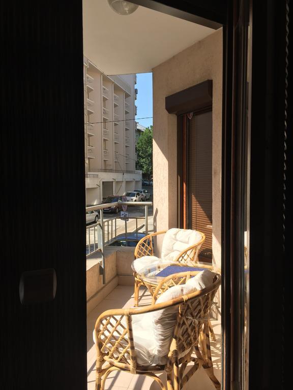 Apartment Perushtiza 3 Burgas Exterior foto